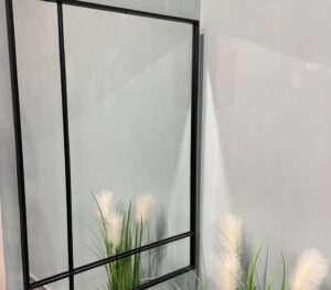 מראה מלבנית מחולקת לקיר במסגרת מתכת 90/3/120 ס"מ
