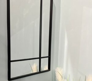 מראה מלבנית מחולקת לקיר במסגרת מתכת 60/3/90 ס"מ